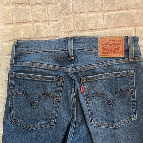 Levi wedgie skinny jeans - Picture 4 of 6